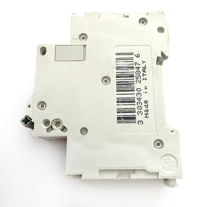 Schneider Electric C60HB 25847 B32 32A 32 Amp MCB Circuit Breaker Type B